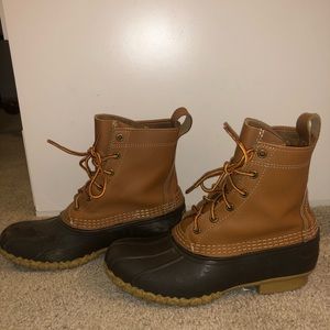 LL.Bean bean boots size 9